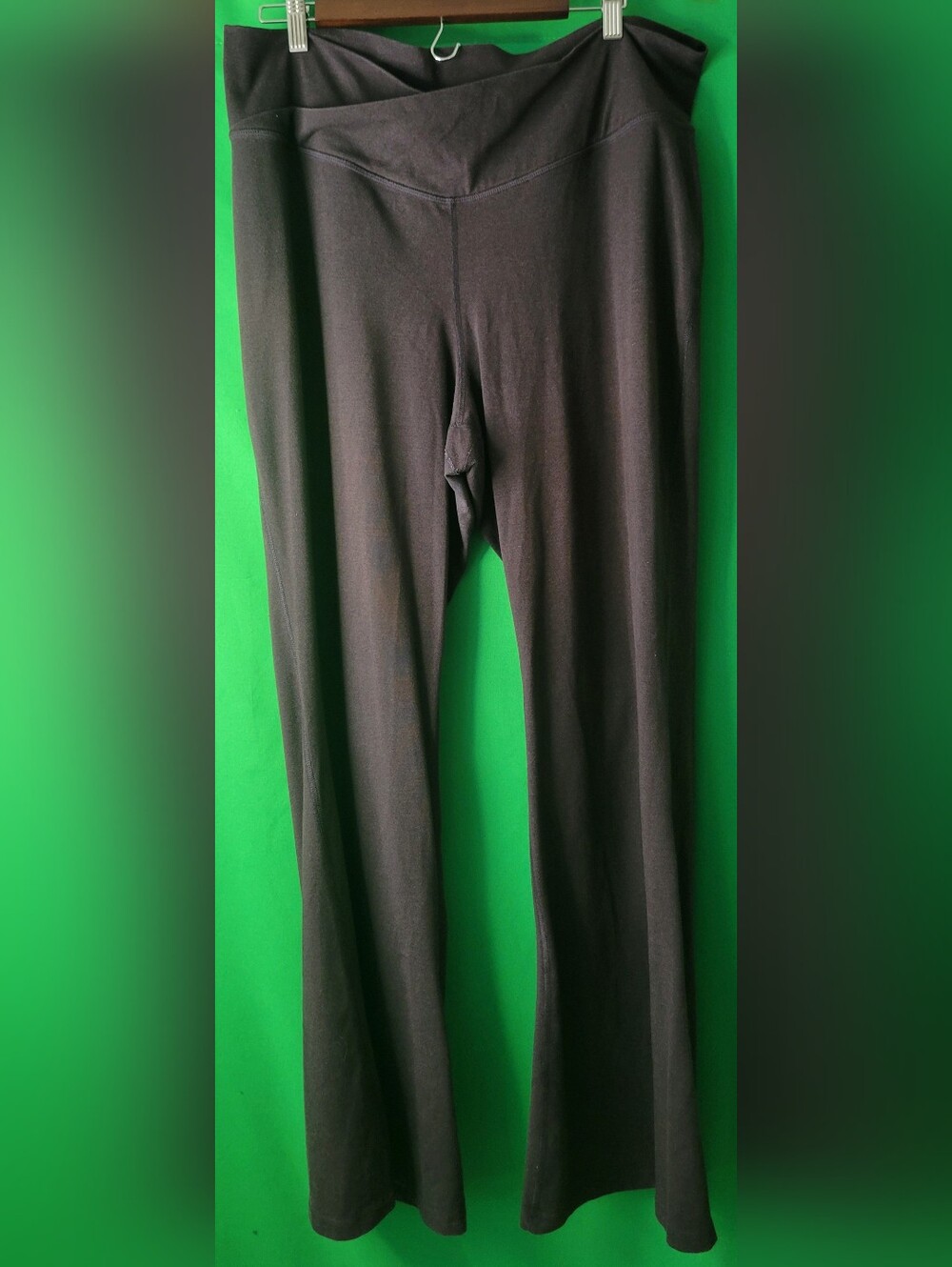 Old Navy Powerchill Actitve Extra High Rise Super Flare Yoga Pants Black XXL 2x